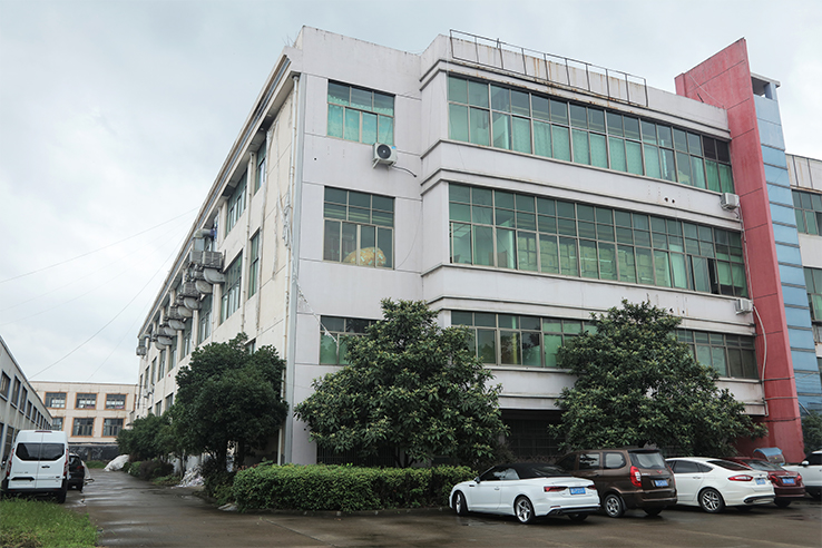 Pujiang Xinjia Industry and Trade Co., Ltd. – brushed quilt 2