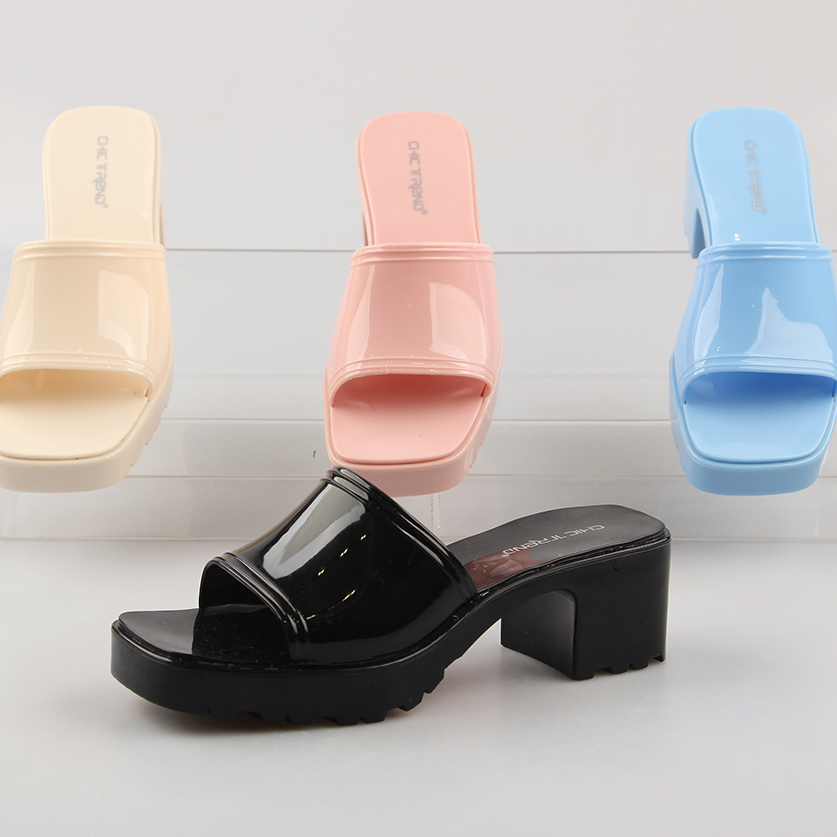 Sandal