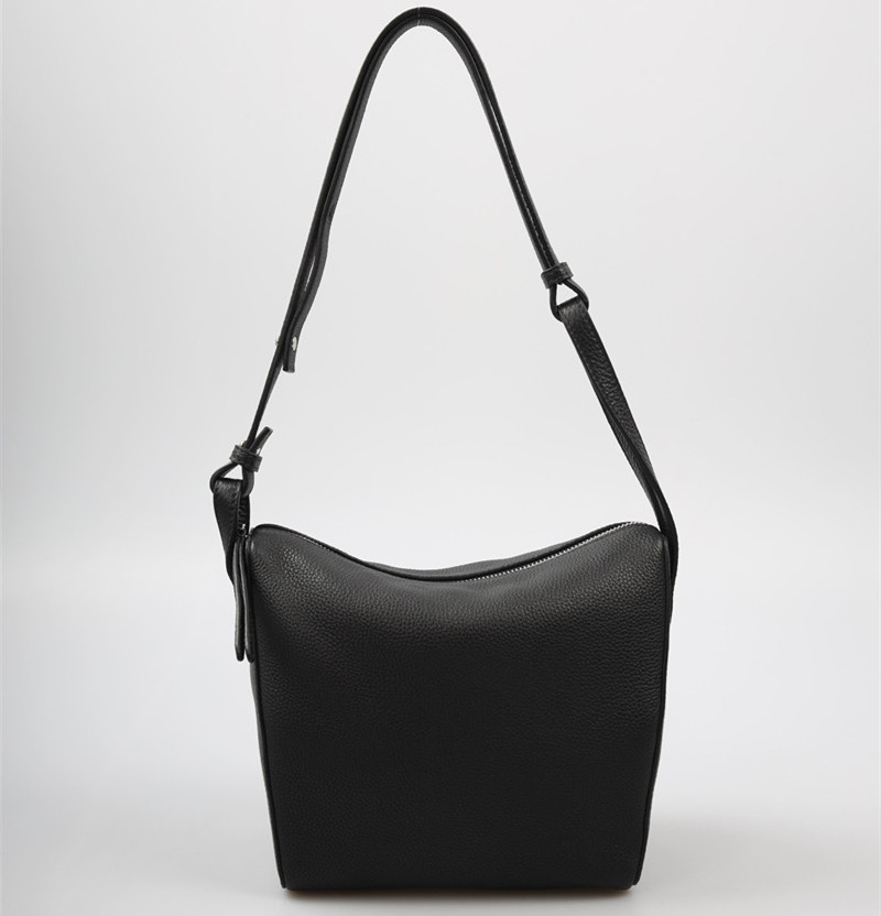 leather crossbody bag/shoulder bag