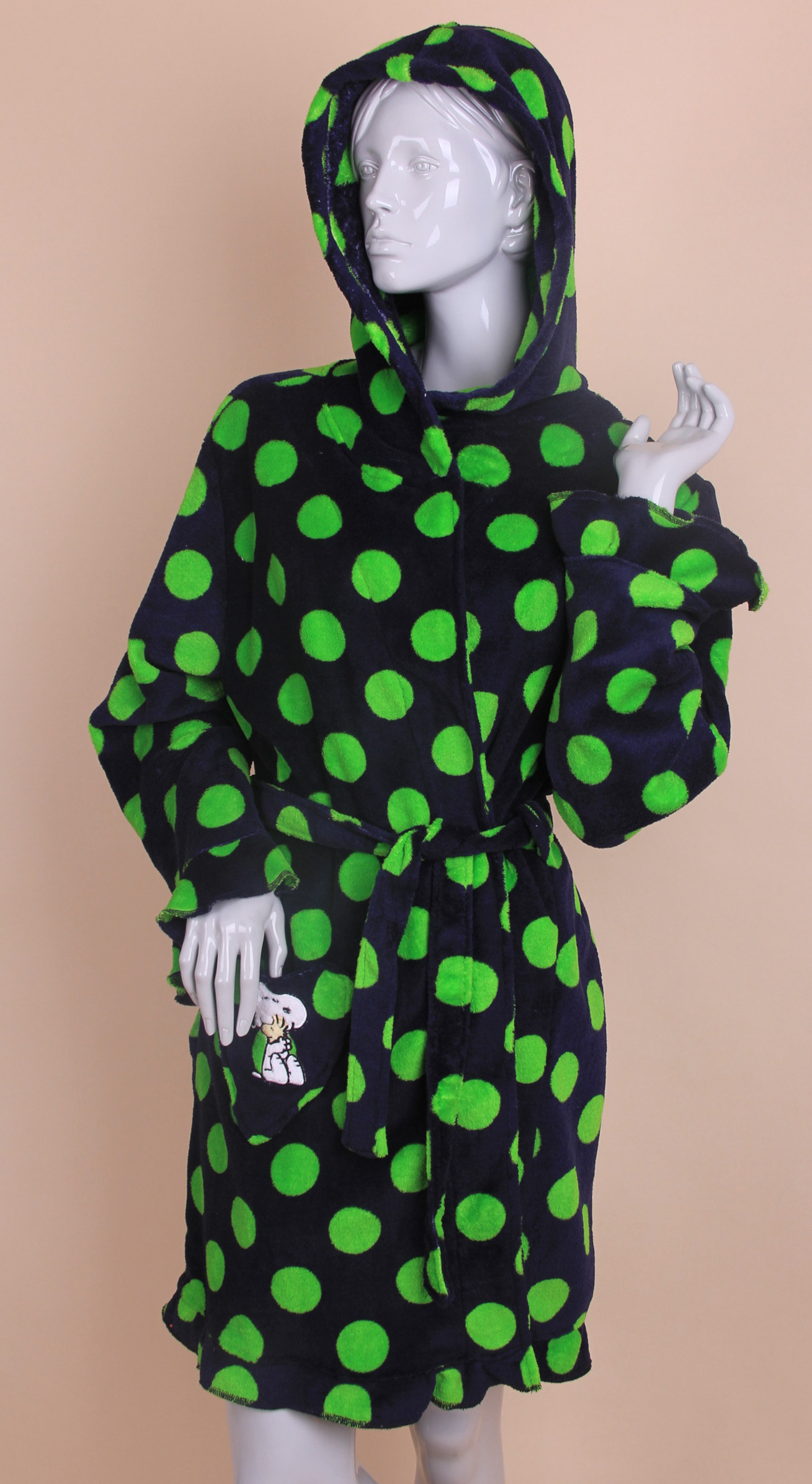 Ladies short robe