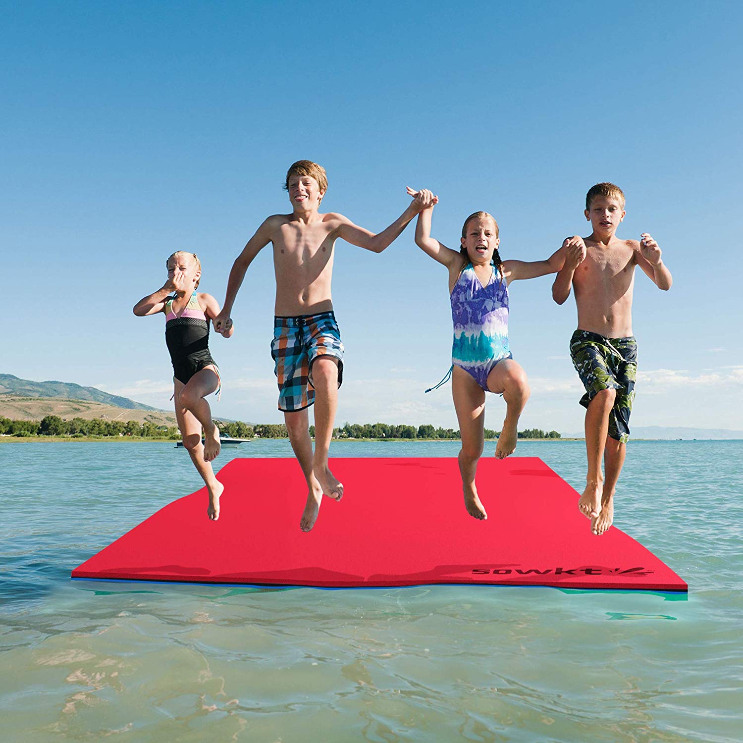 2021 Hot Selling OEM Design XPE Foam Water Floating Mat for Lake