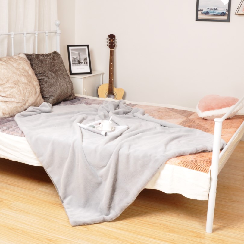 Super soft fur blankets warm faux fur blanket throw wholesale luxury rabbit fur throw blankets