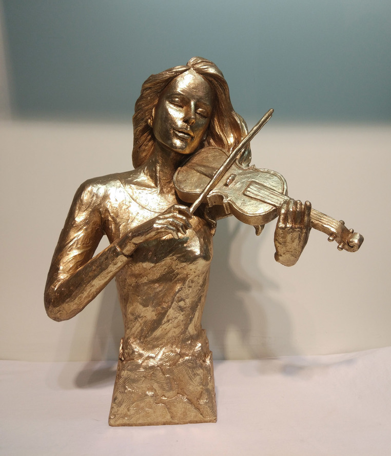 Polyresin lady playing voilin