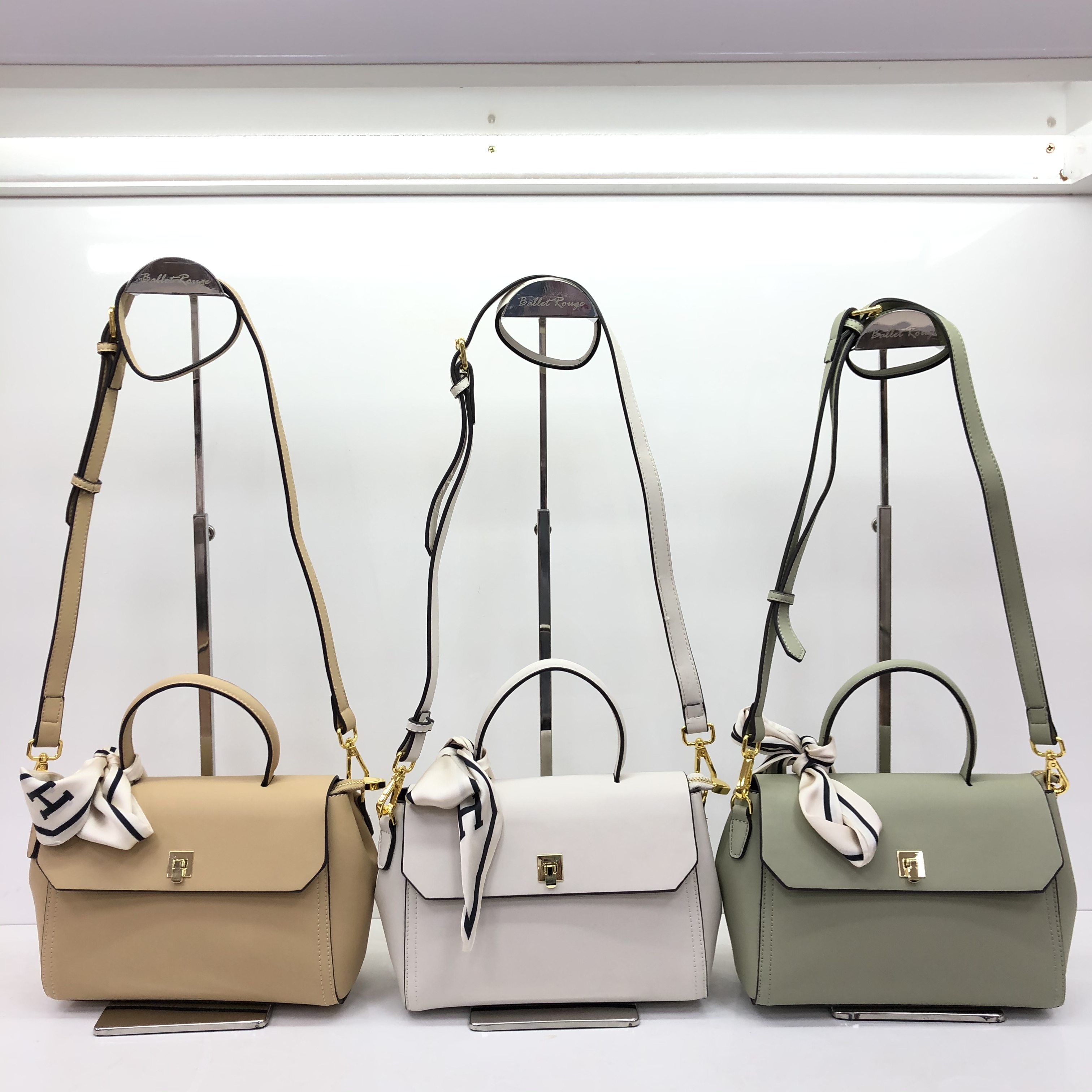 Guangzhou Ke Lai Fu Leather Co.,Ltd – zapatos de tacón 2
