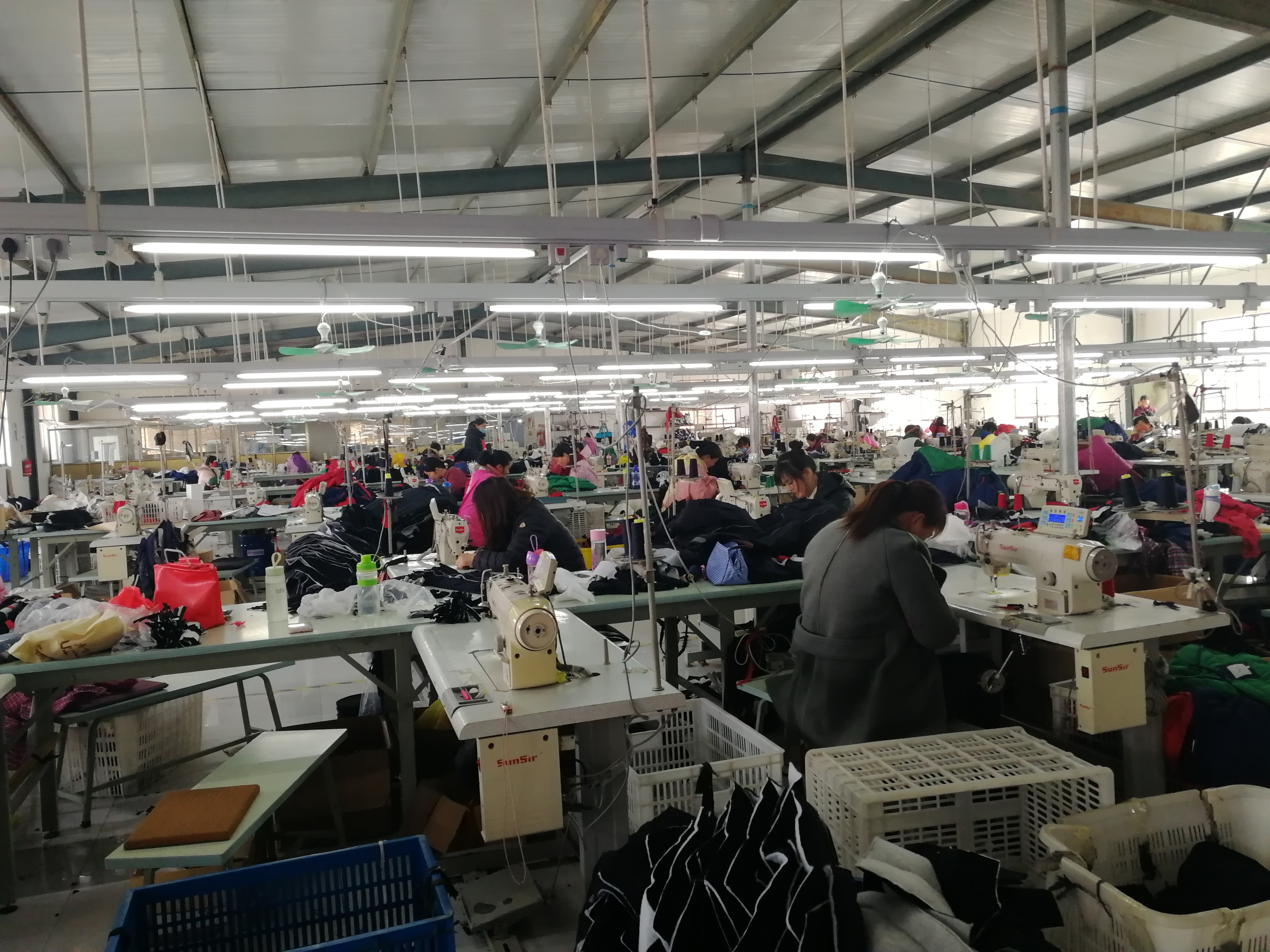 Dongming County Yongjin Clothing Co., Ltd. – Photos produits 3