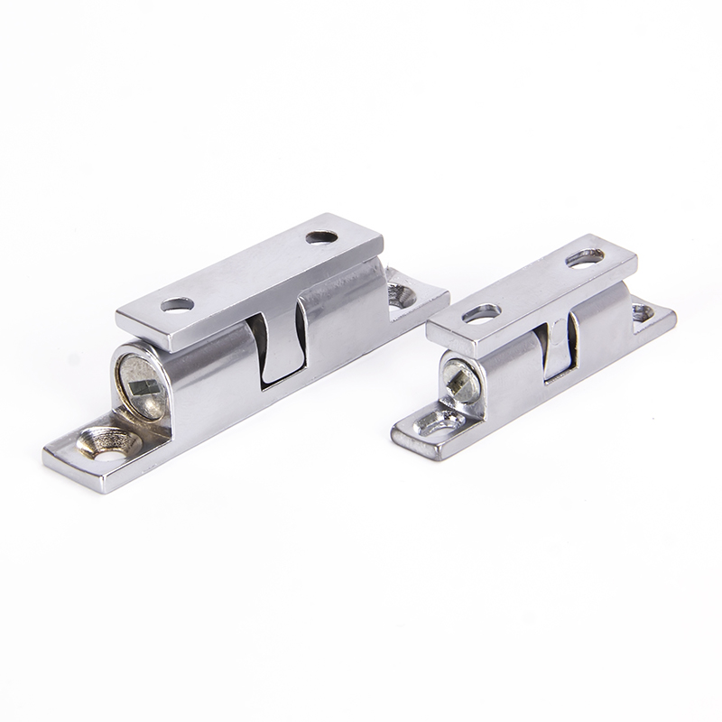 Magnetic door catch