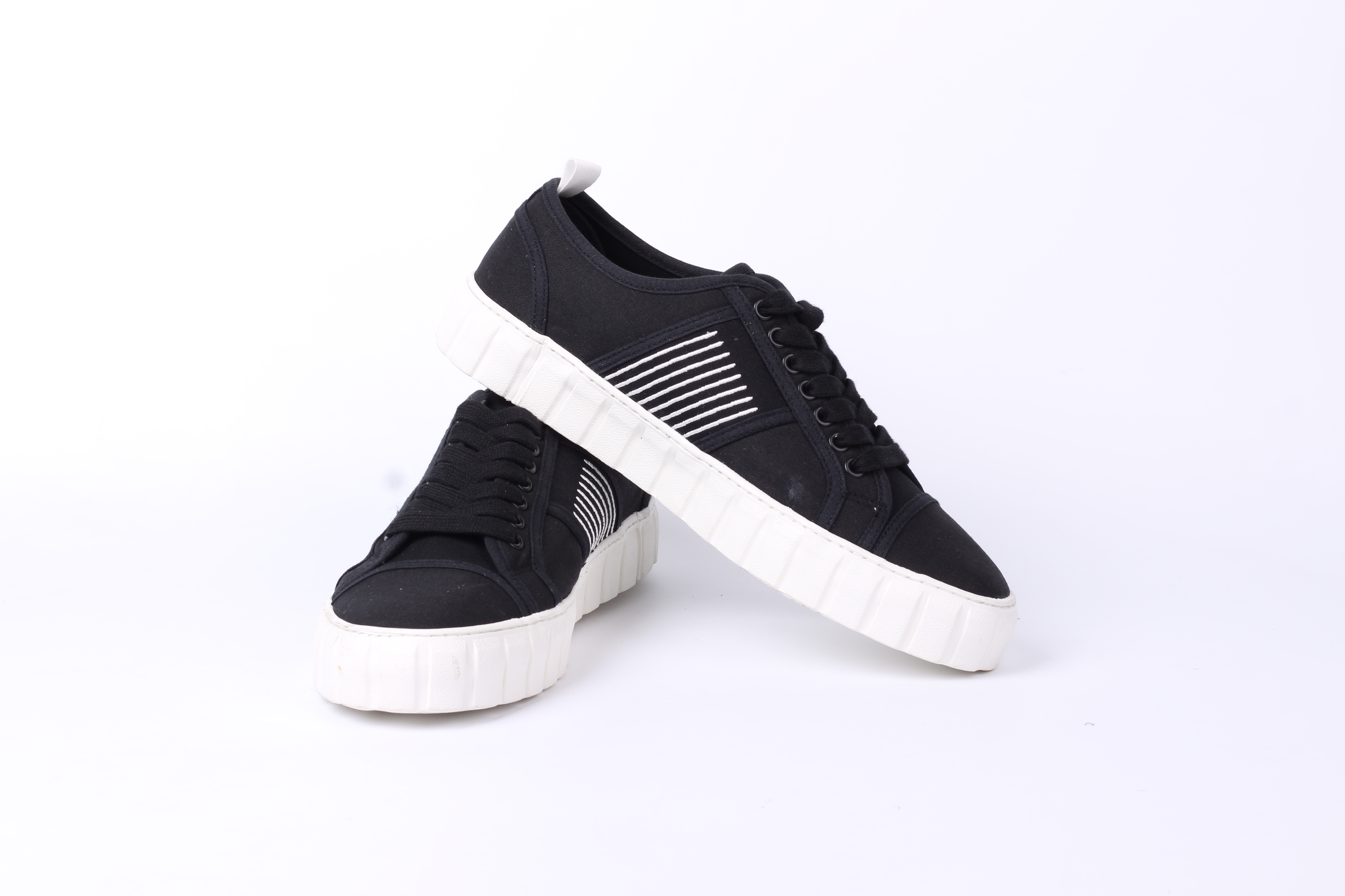 classic ladies canvas shoes for Amazon supermarket