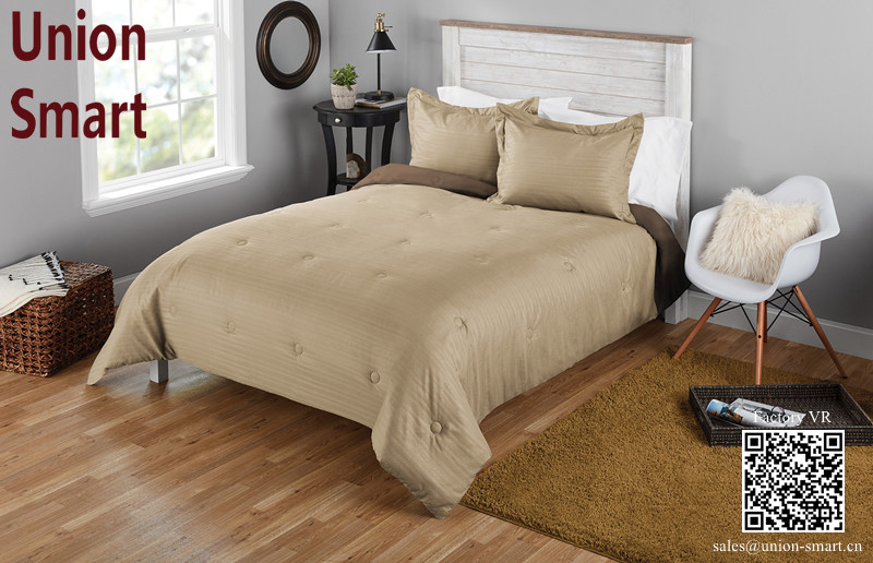 Solid Reversible Seersucker Mini Comforter Sets