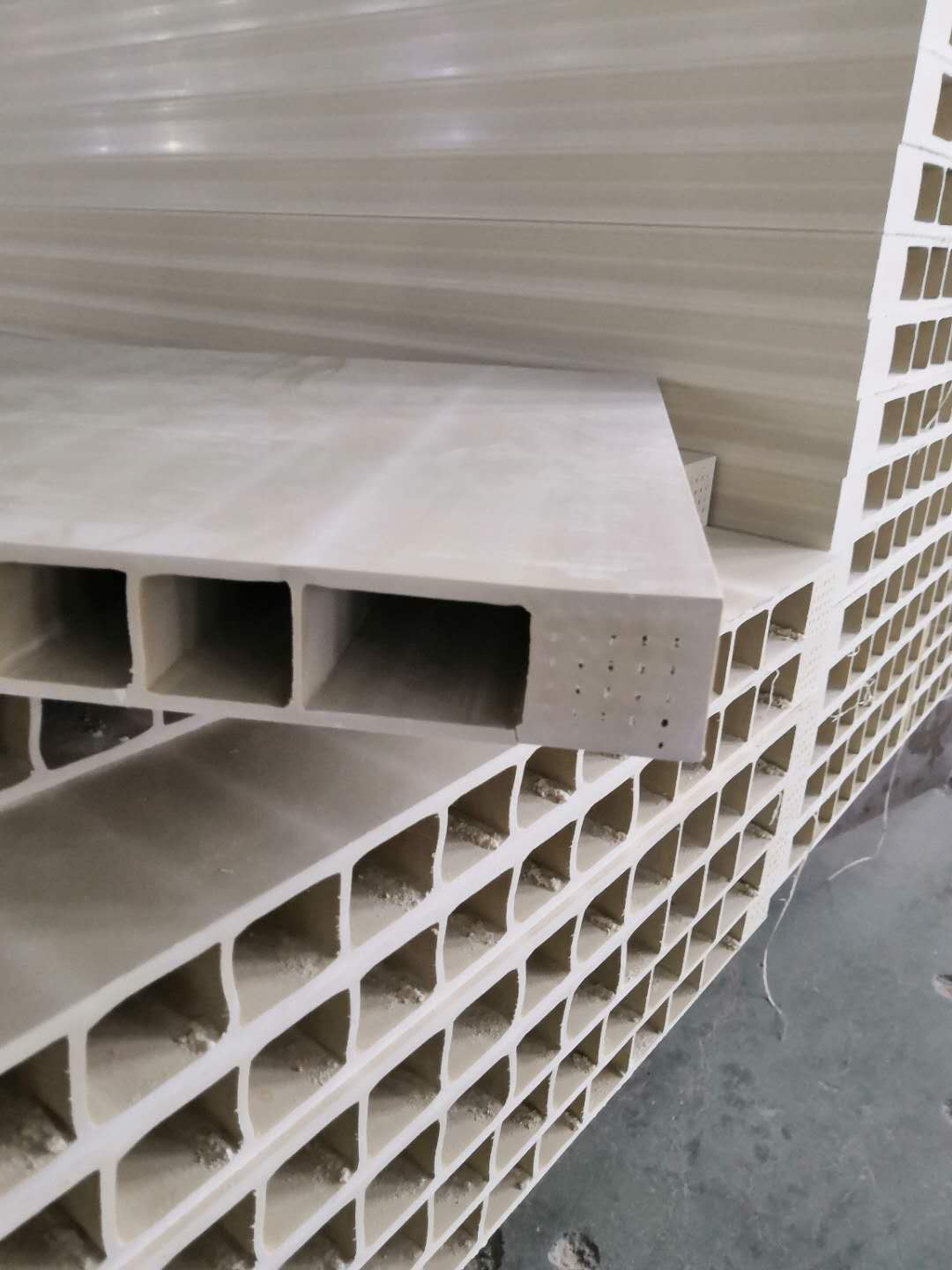 good quality cheap price waterproof Full WPC Hollow Door panel raw material 35/45mm thick