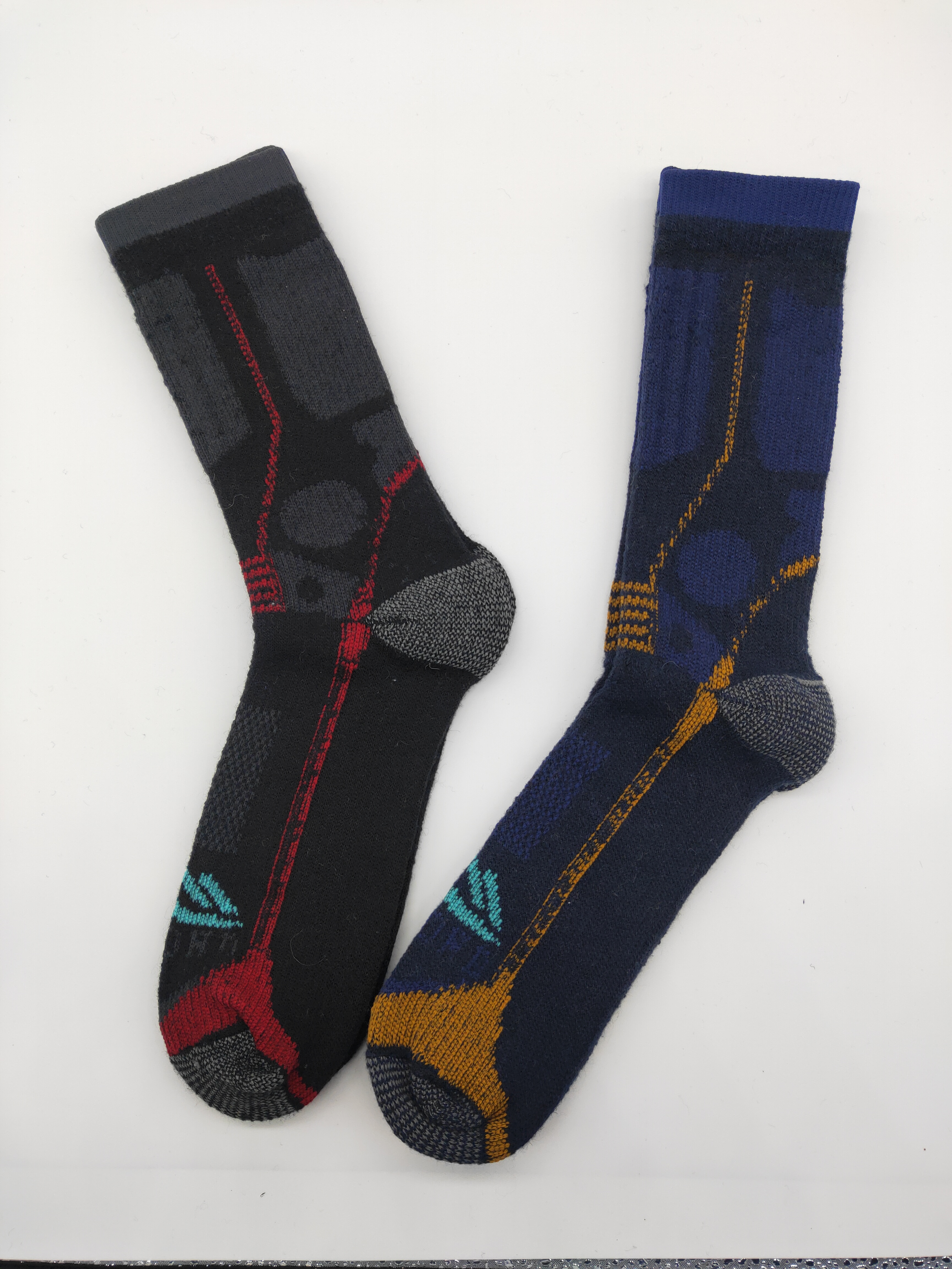 Mens Wool Hiking Socks