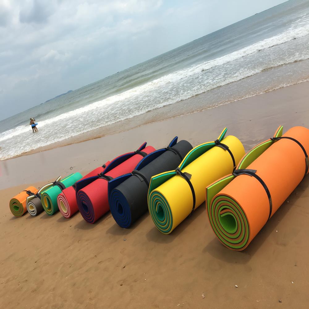 2021 Popular Water Toy 18ft floating yoga mat