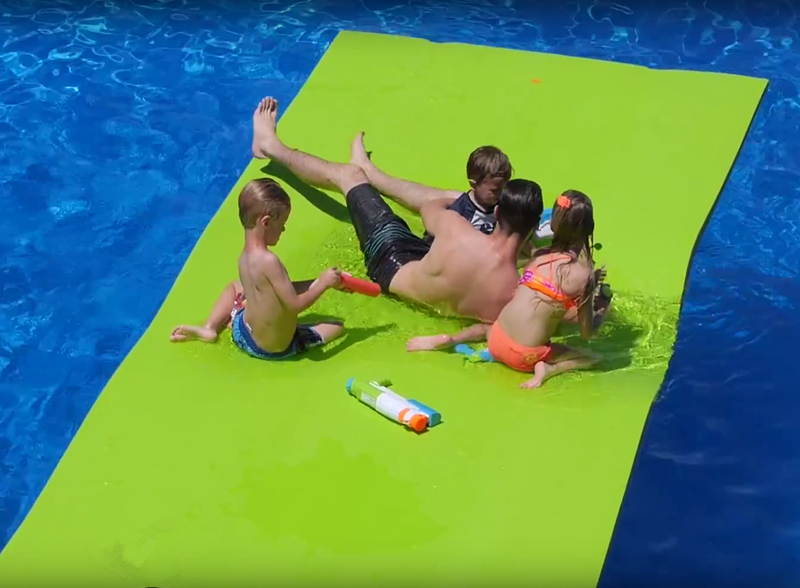 Durable High Quality Water toy 18X6FT Size XPE Foam Floating Water Mat