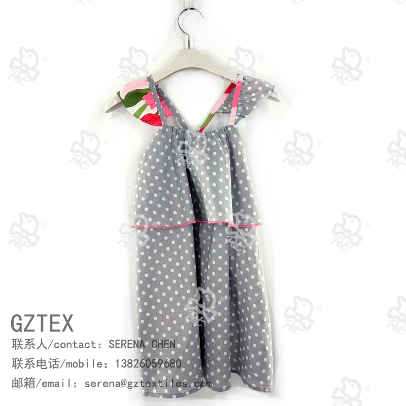 Girl’s dress