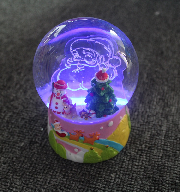 Christmas snowman snow globe