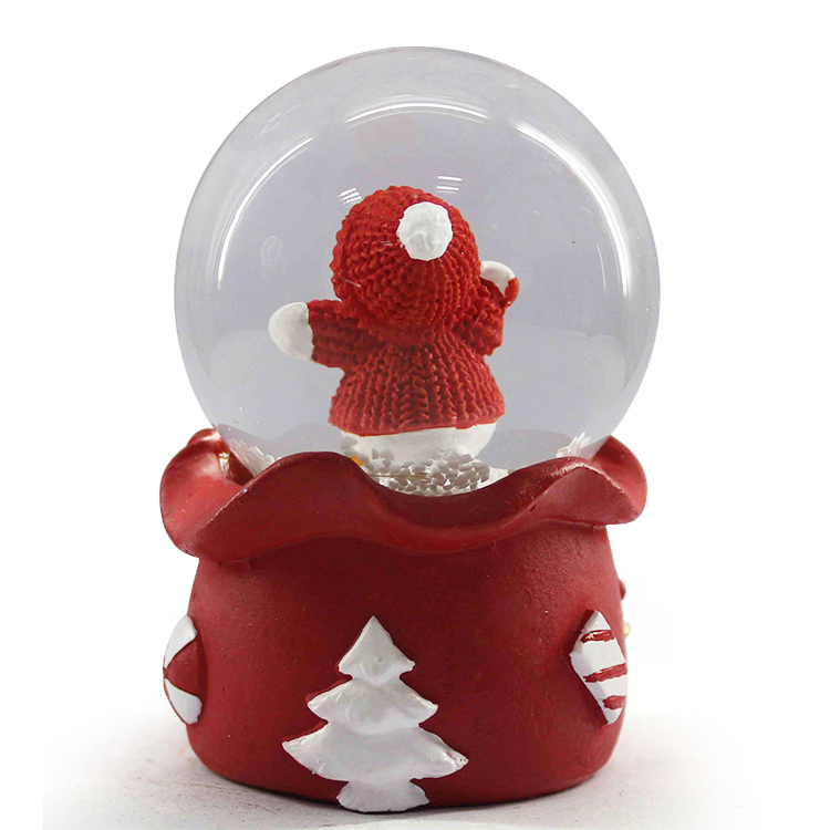 65MM Penguin Christmas snow globe