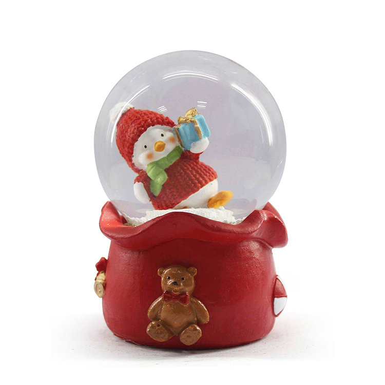65MM Christmas Penguin snow globe