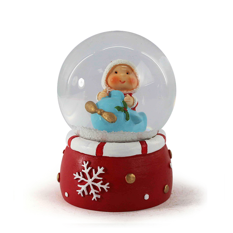 Christmas cartonn doll snow globe