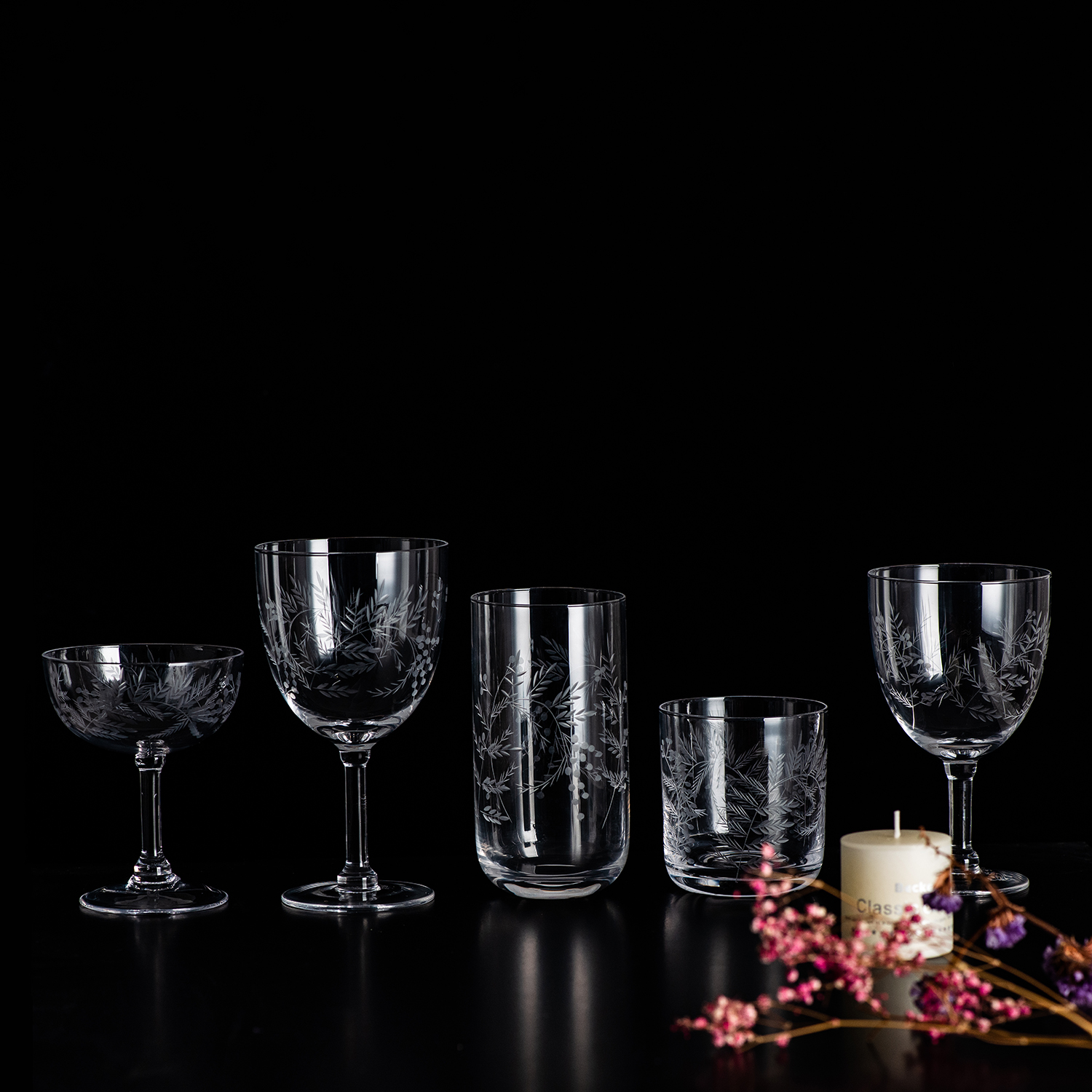 Carved craft glass wine set