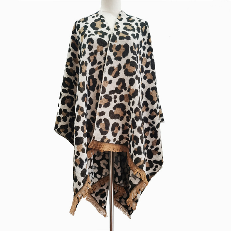 Leopard jacquard poncho