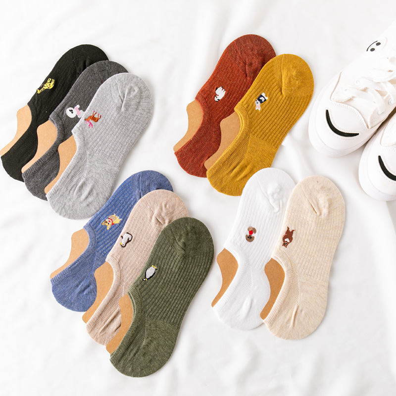Embroider boat socks