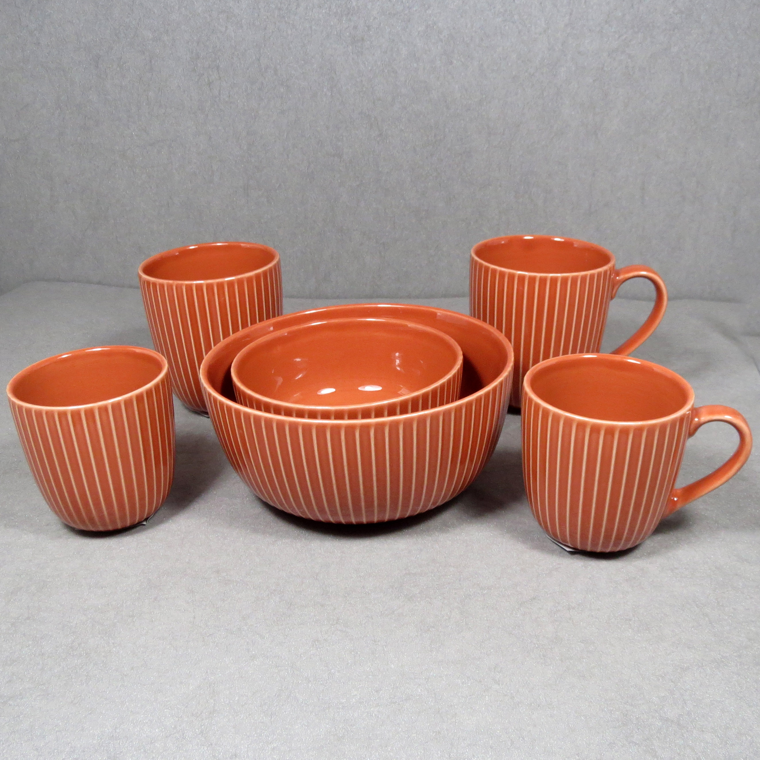 Embossed Glaze Dinner set