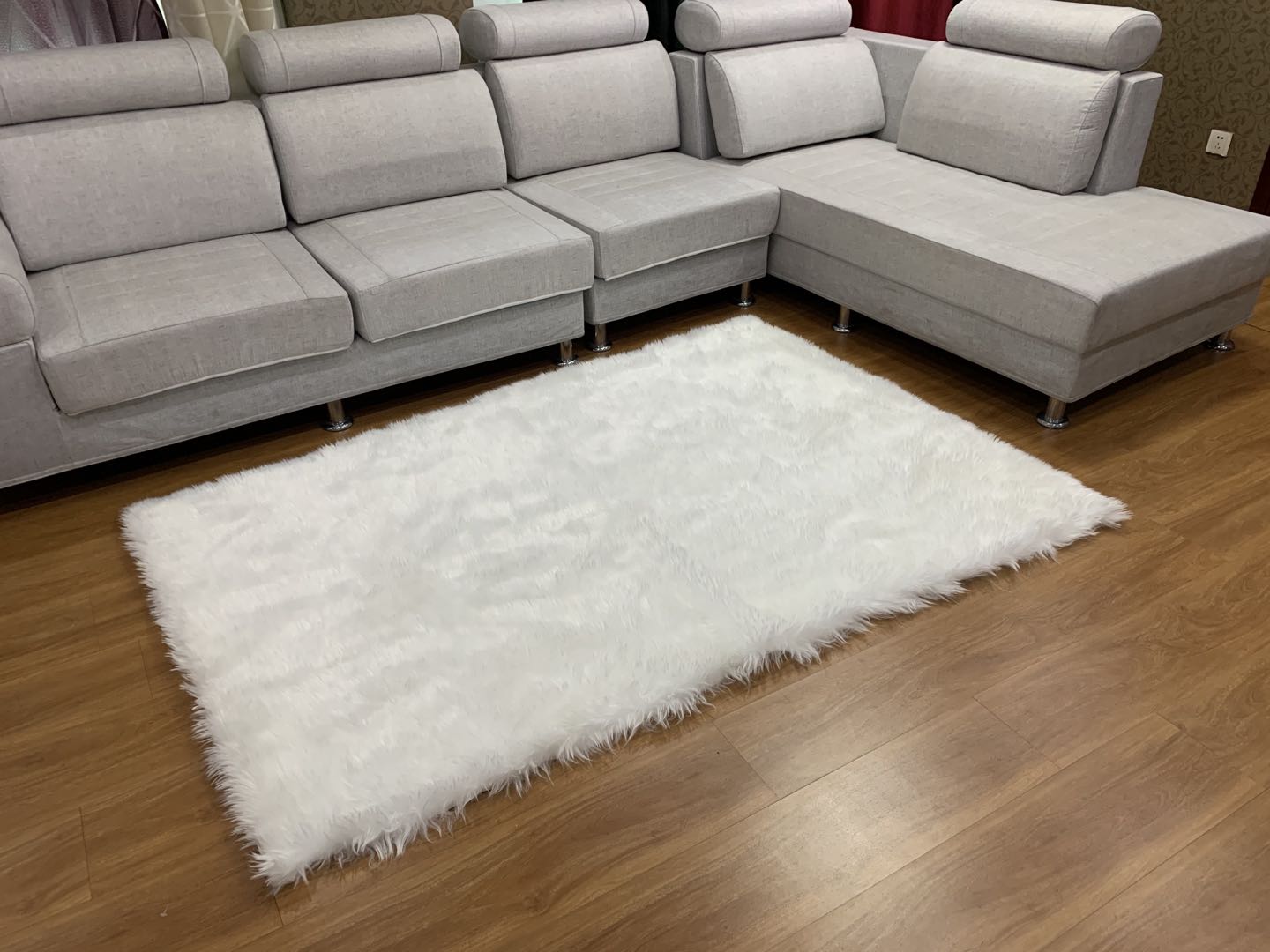 Solid color plush rug