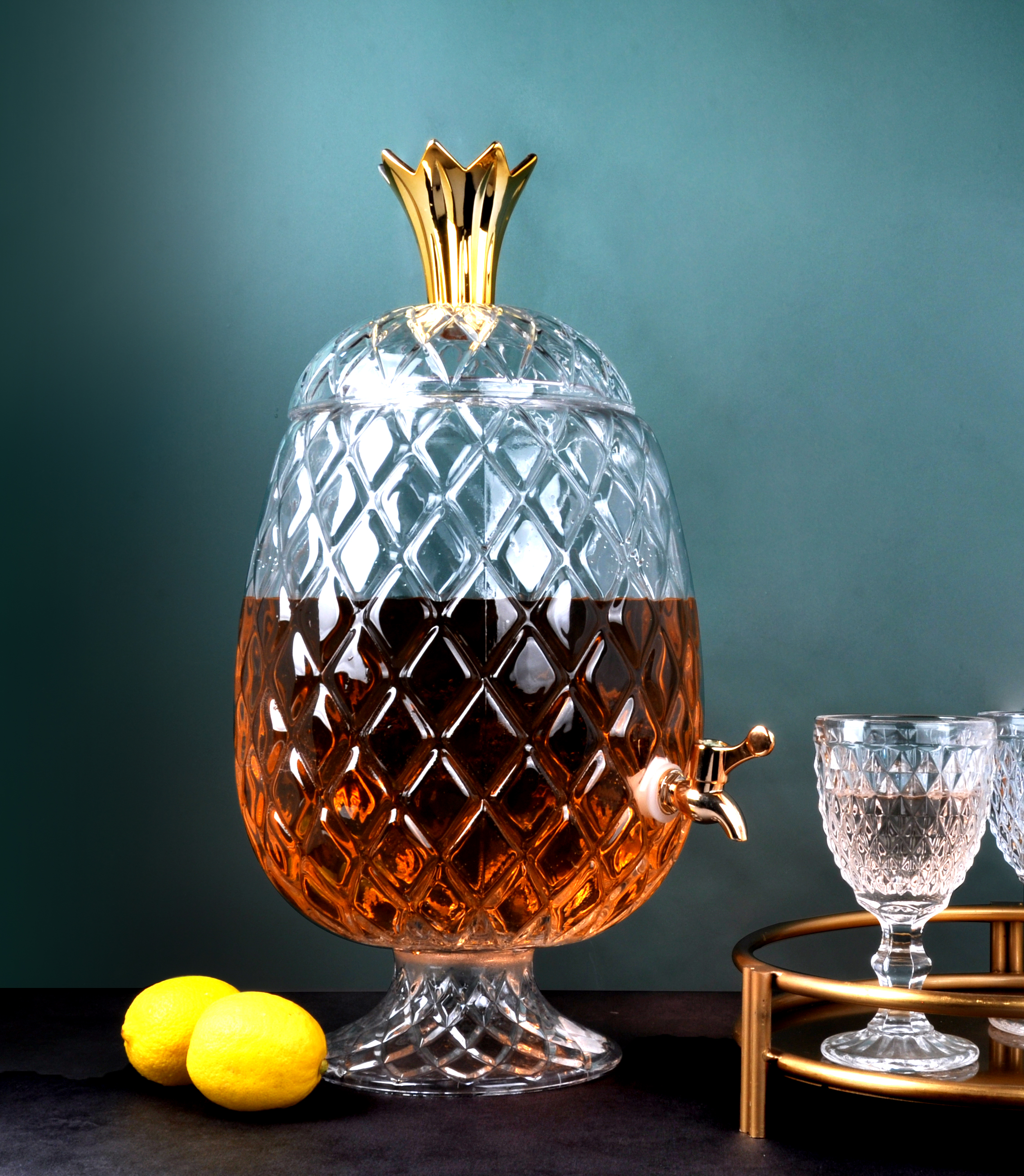 Hand blown pineapple glass beverage dispenser for party