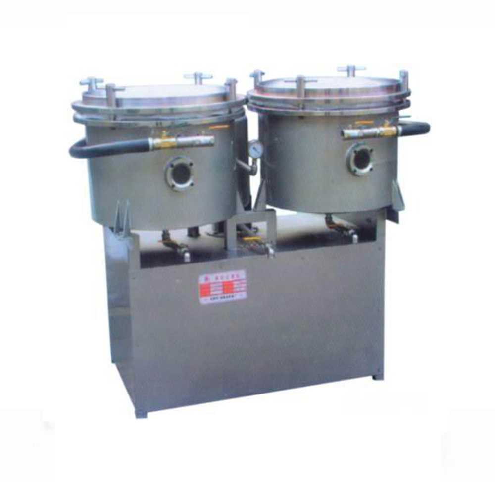 Vacuum oil filter