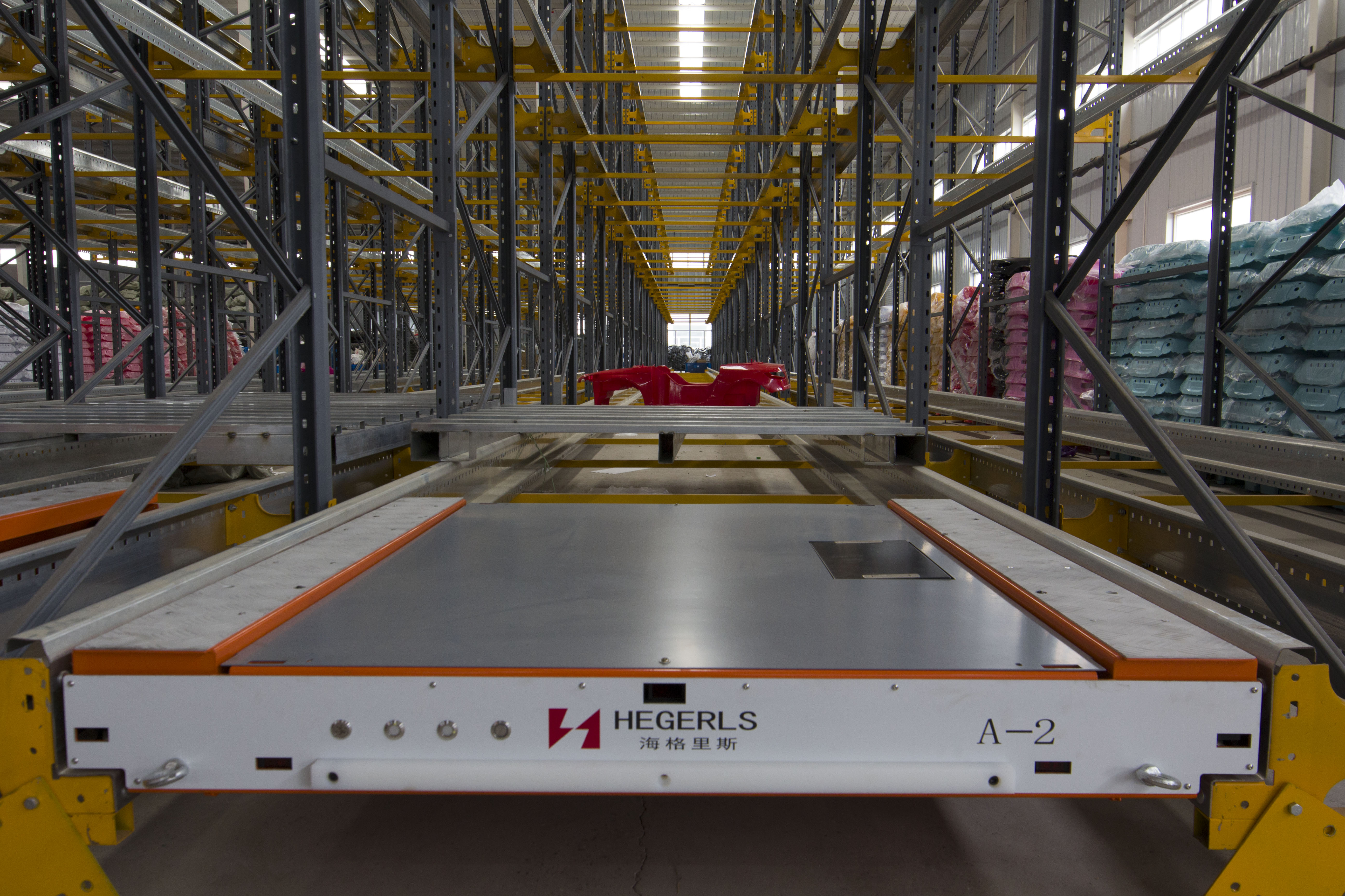 commercial radio shuttle pallet runner for food warehouse