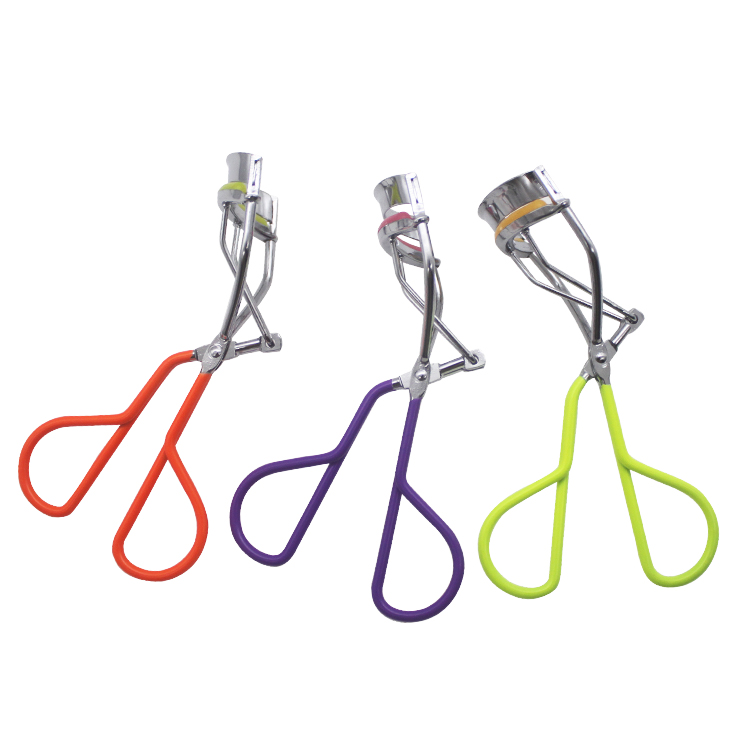 Eyelash curler