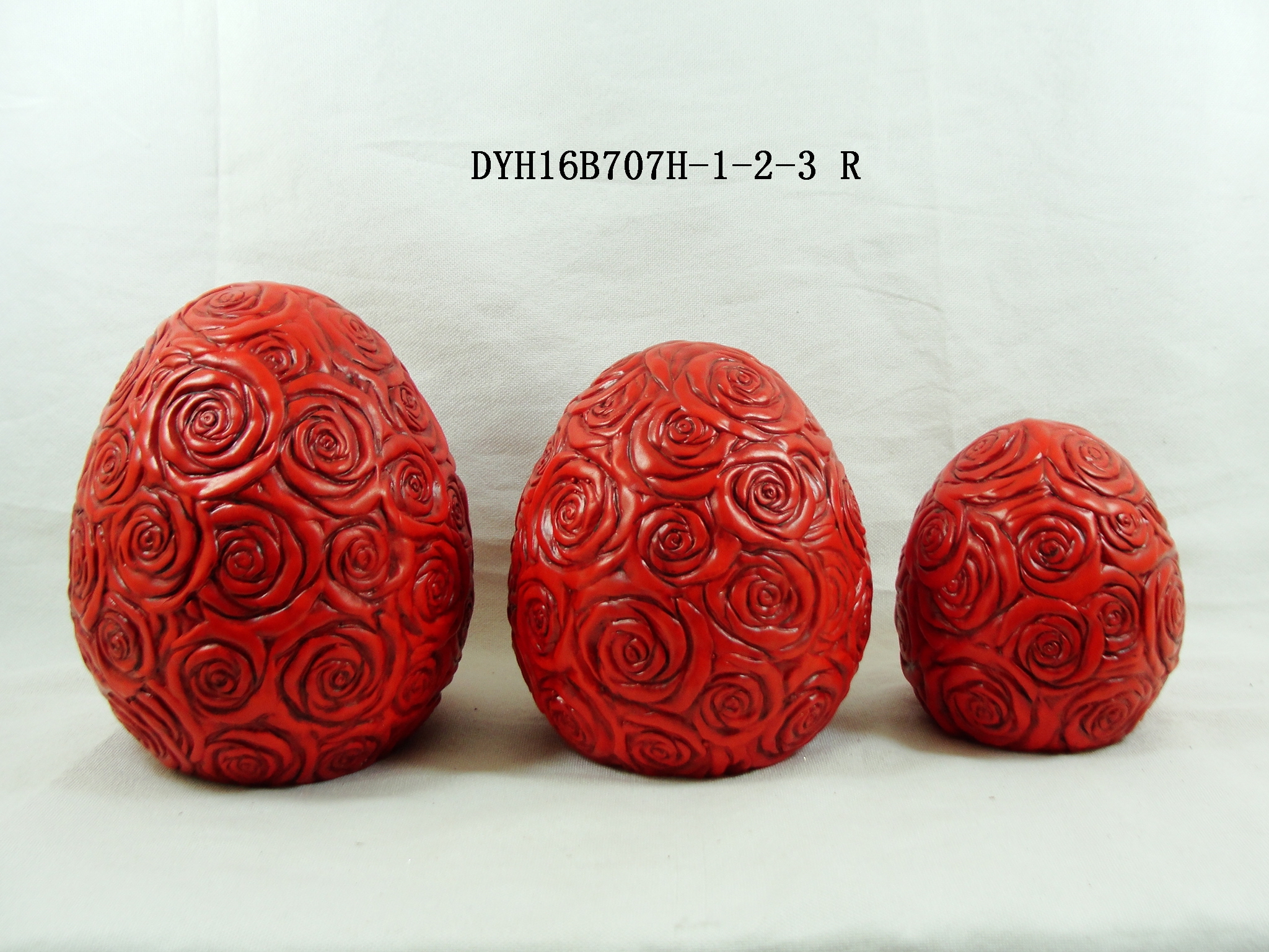 Factory direct sales exquisite rose pattern egg - shaped ceramic ornaments