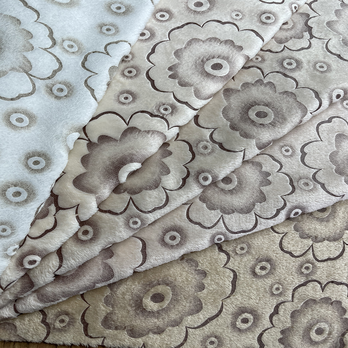 100% polyester two sides flannel fabric with glue print