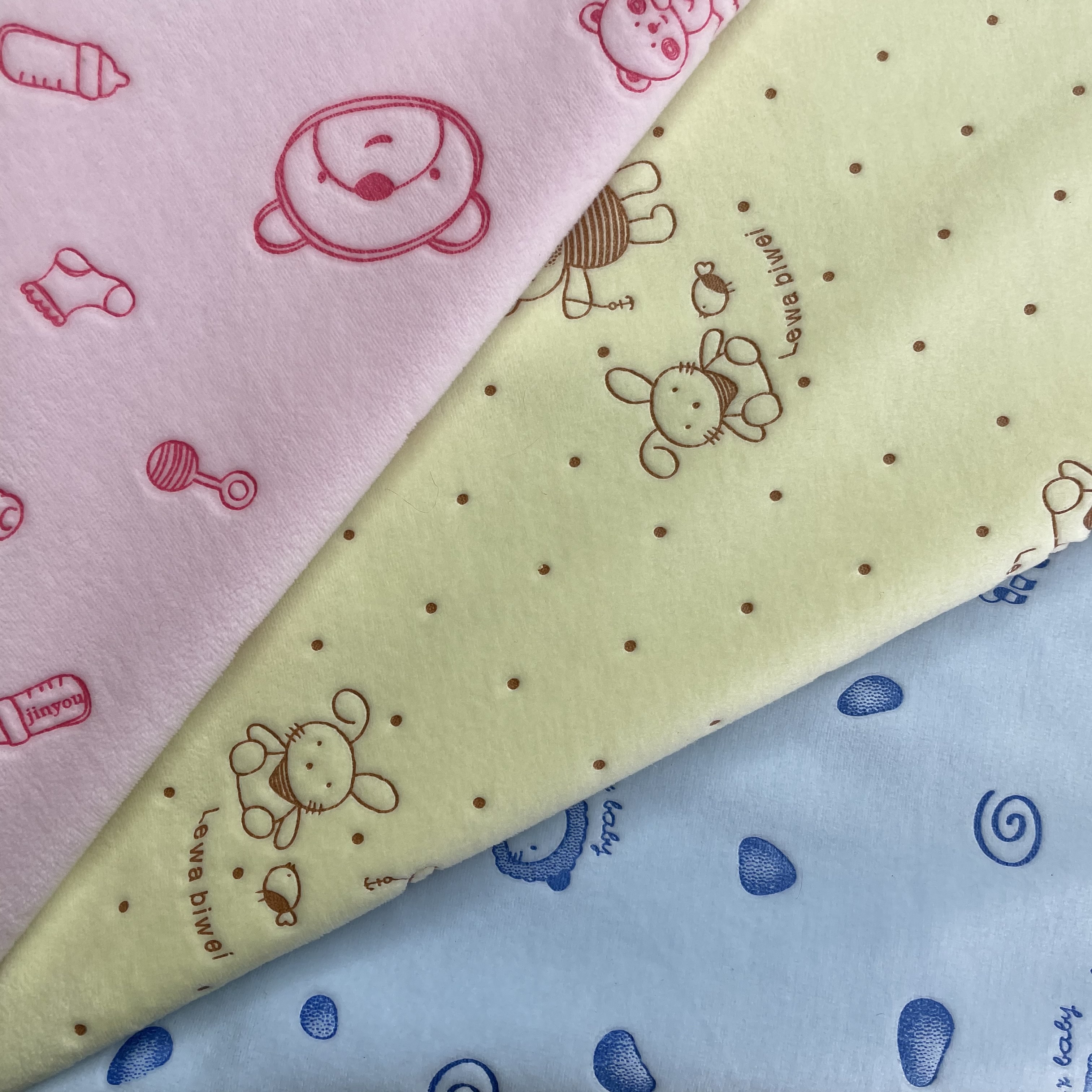100% polyester baby velour with glue print