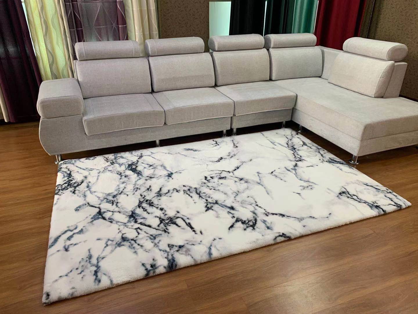 Printed plush rug