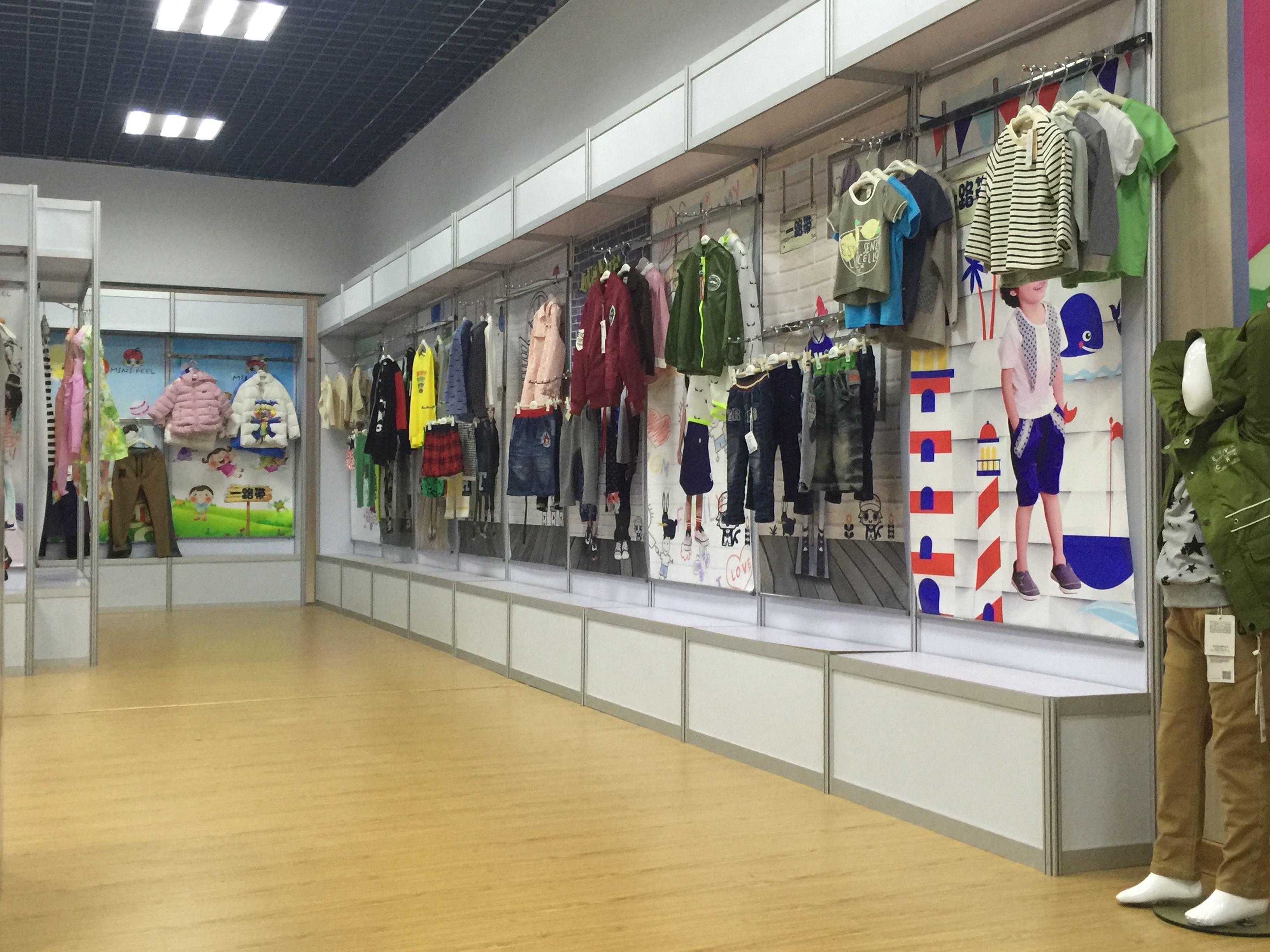 Huzhou Yilu Import and Export Co., Ltd. – Children's long coats 1