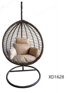 Hoisting chair for outdoor leisure and health entertainment