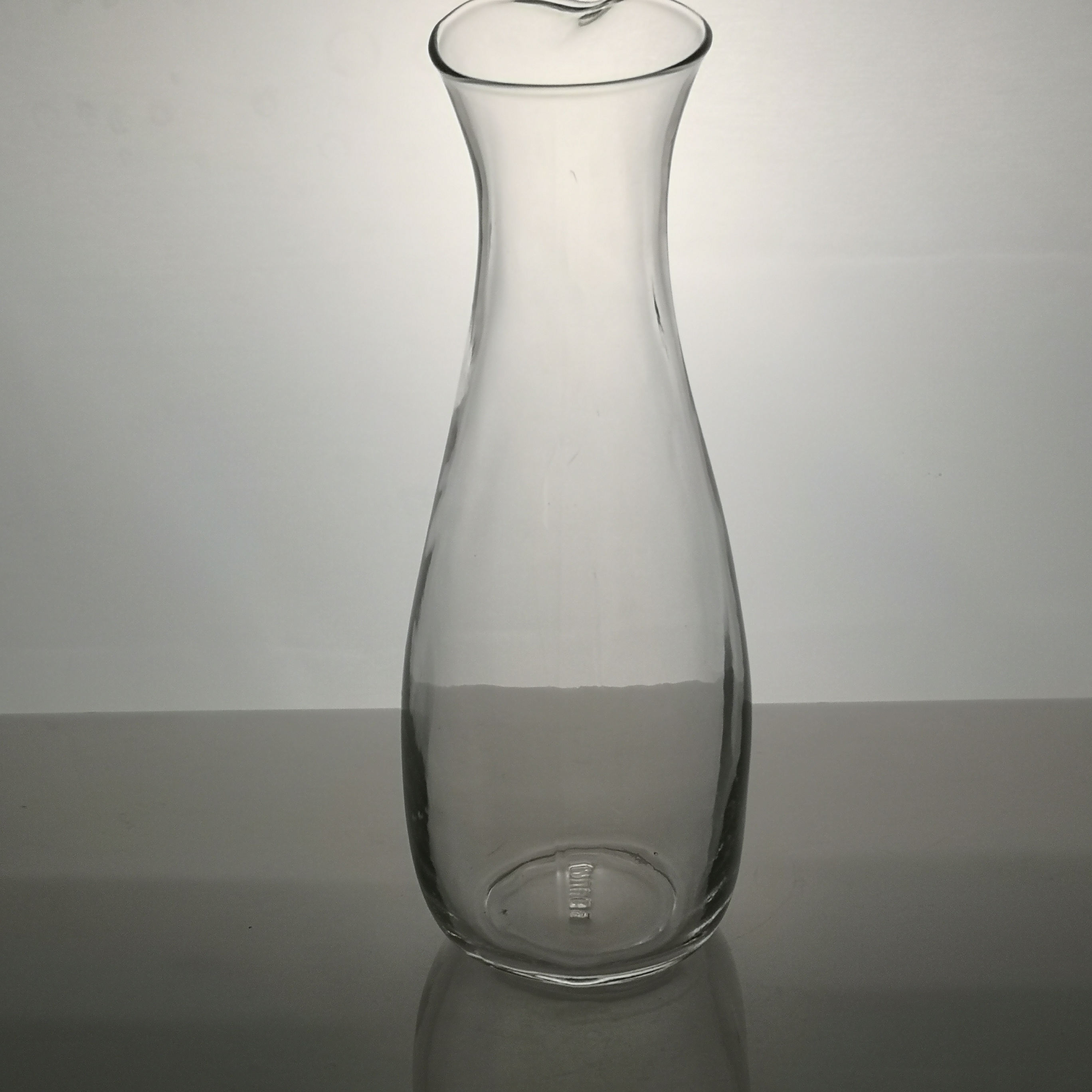 clear pitcher Decanter