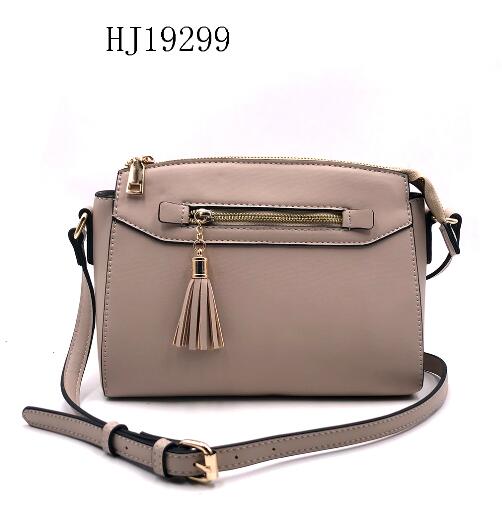 YANGZHOU HEJIA LEATHER CO.,LTD – ropa deportiva 4