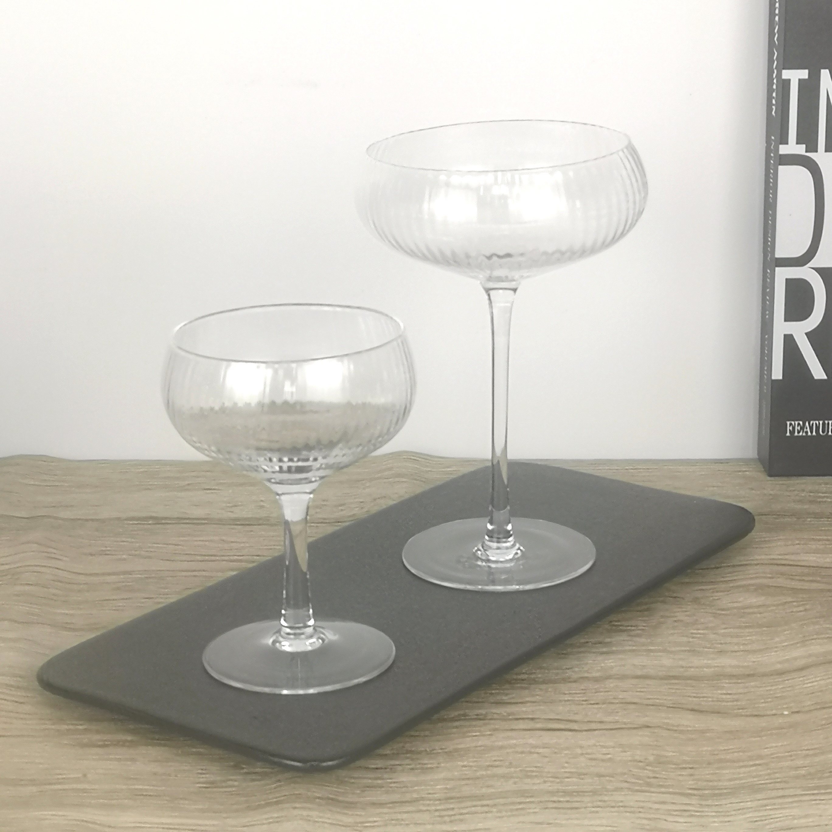Clear glass wine cup set