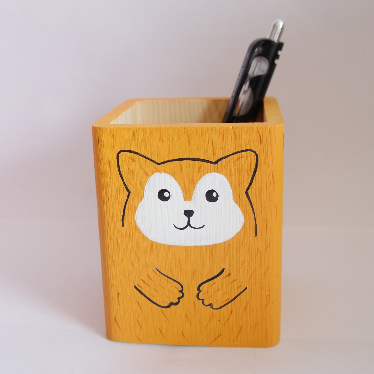 Pen Holder