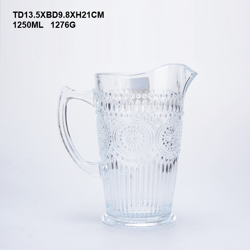 Glass Water Jug Modern Pitcher Jug Fridge Jug for Milk Iced Juice