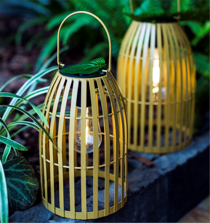 ￠13.3*21.2cm solar metal lantern with plastic filament bulb