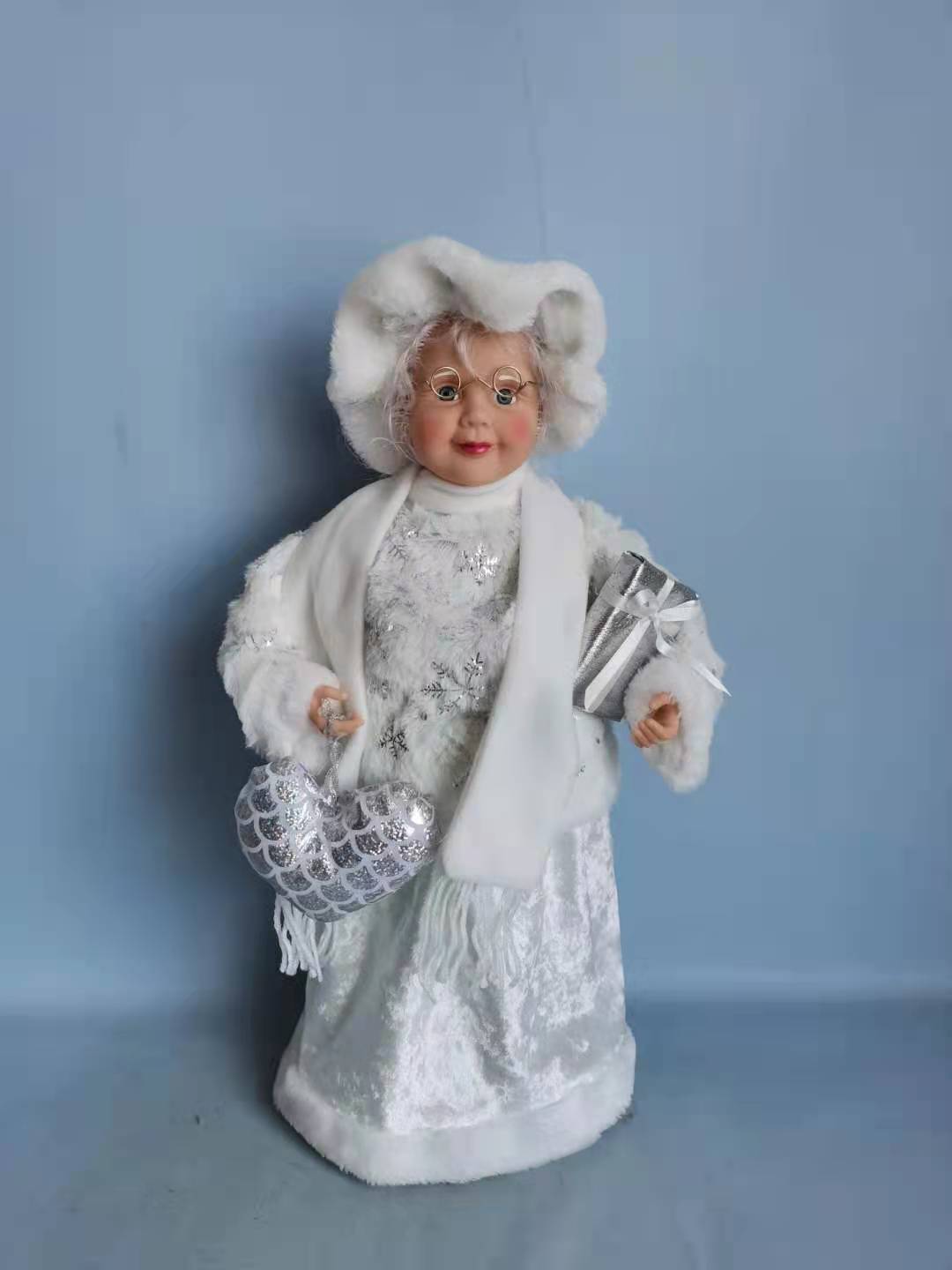 Mrs. Santa