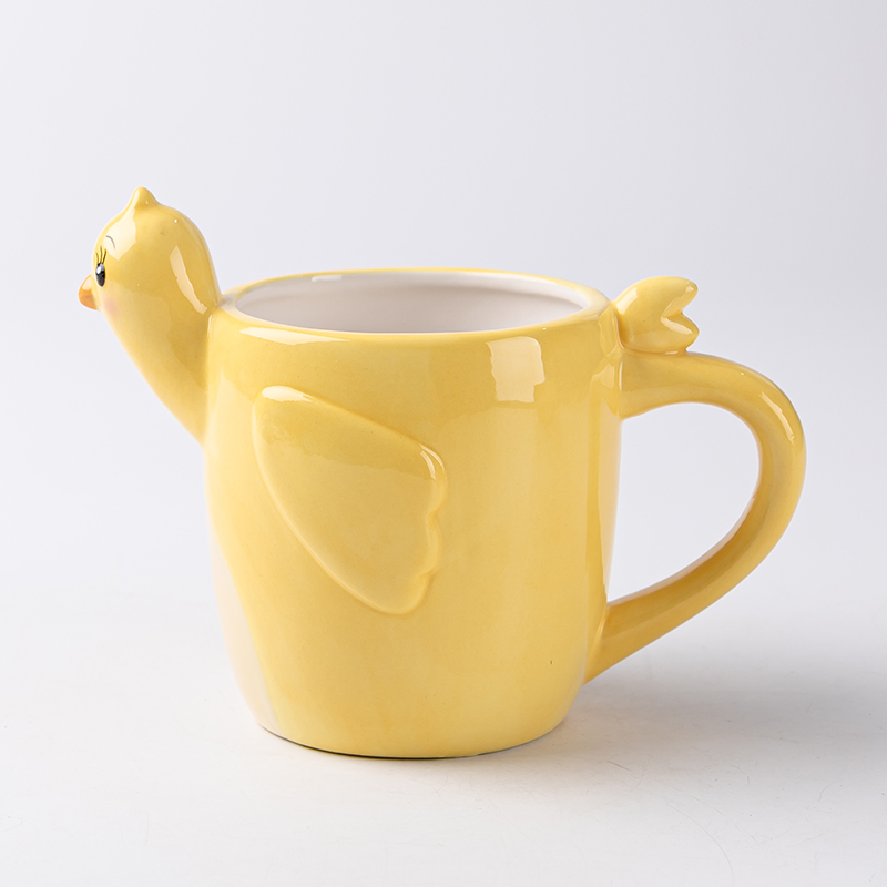 Ceramic yellow chicken series mugs