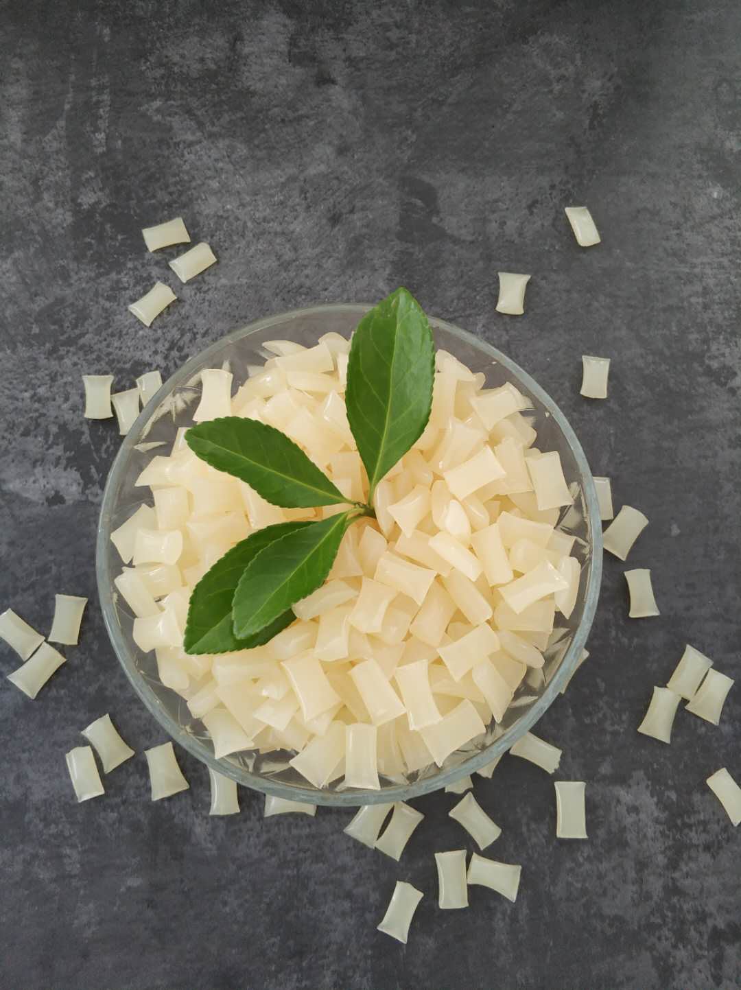 PUR hot melt adhesive for edge banding