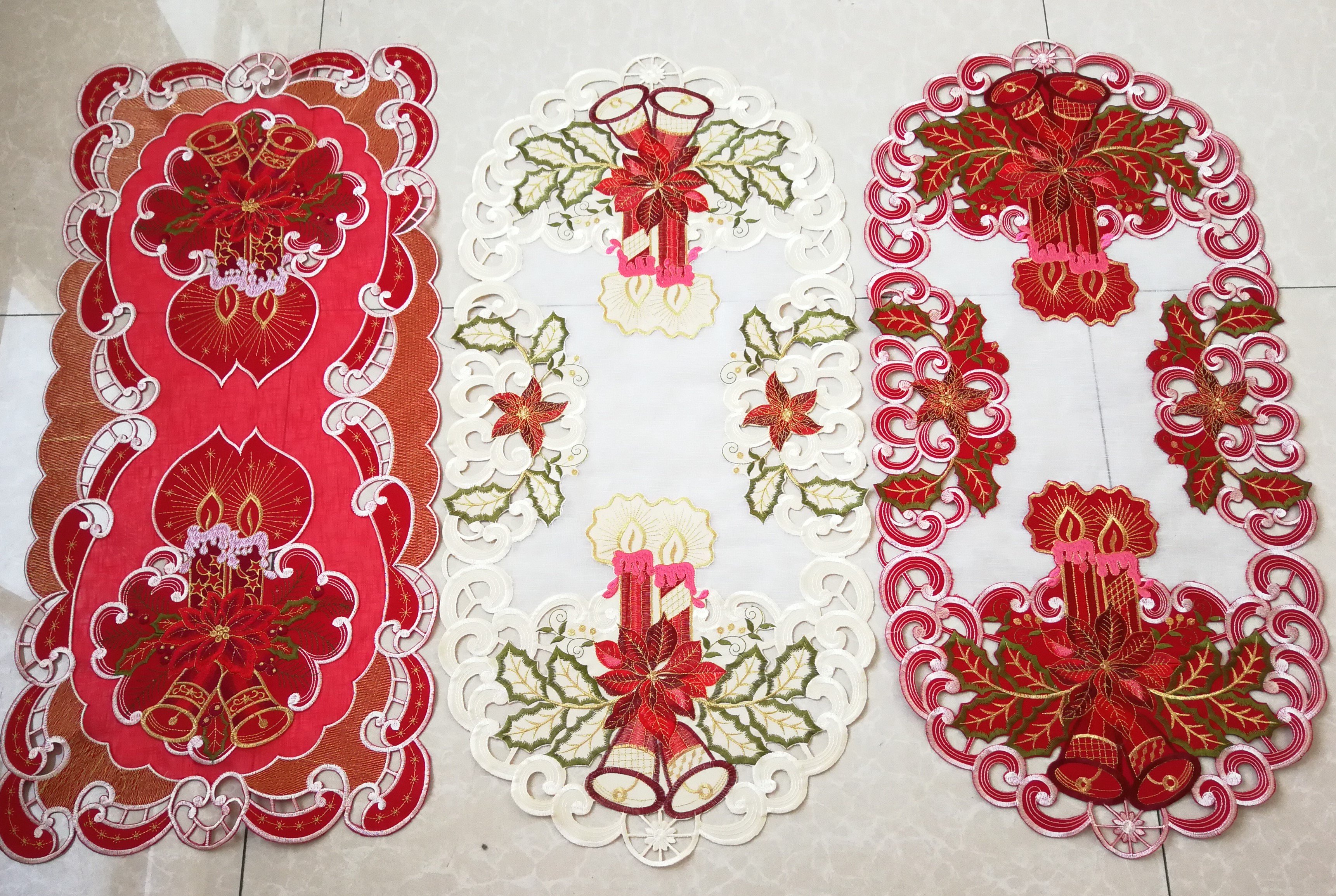 TABLERUNNER with embroidery