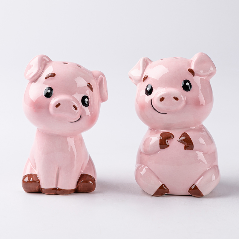 Ceramic Pink Pig Series Pepper Bottle Set