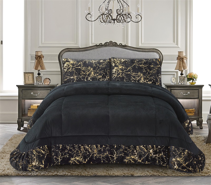 100% polyester PV plush glod blcoking comforter set