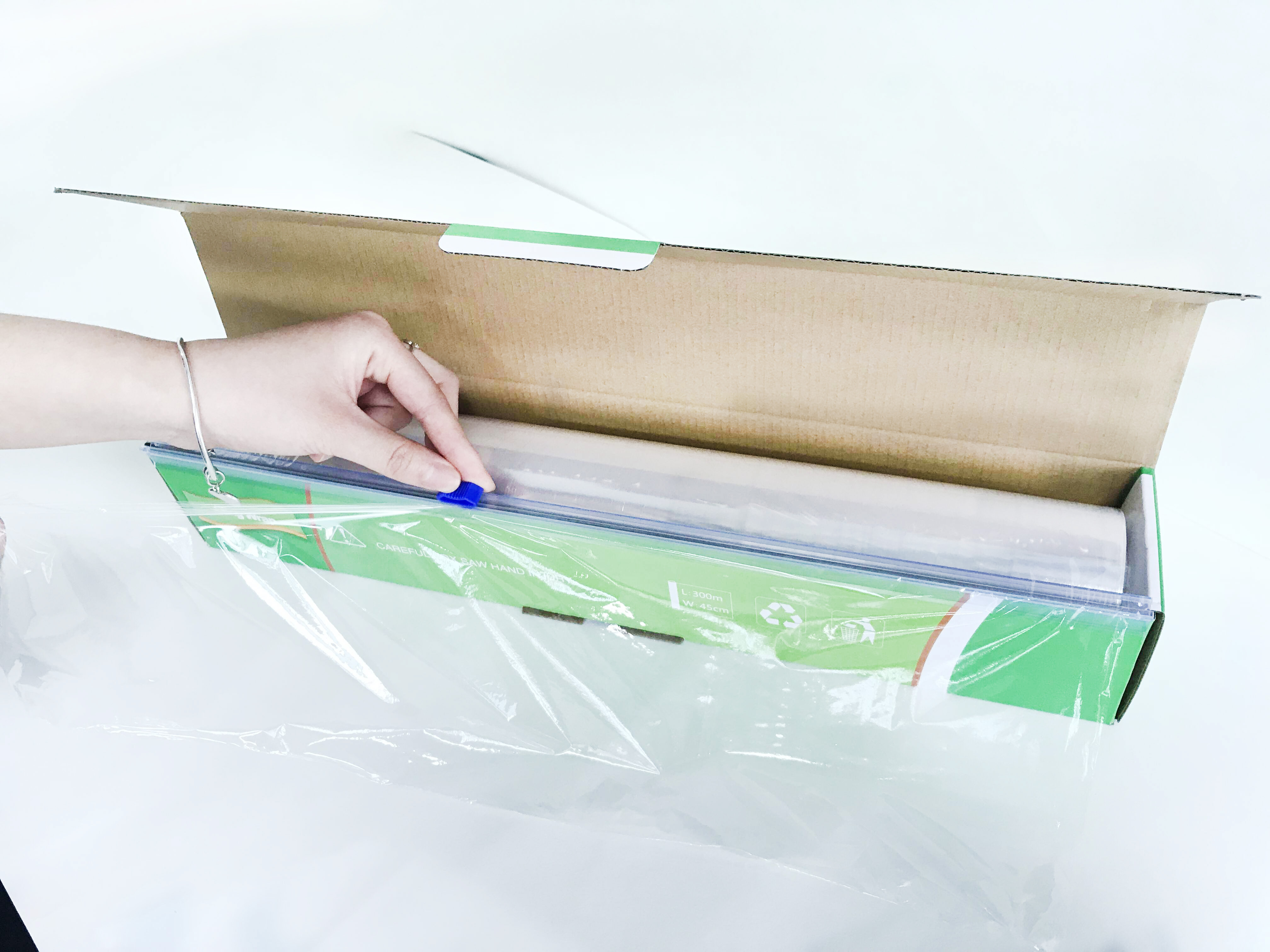 PE transparent food cling wrap with slide cutter