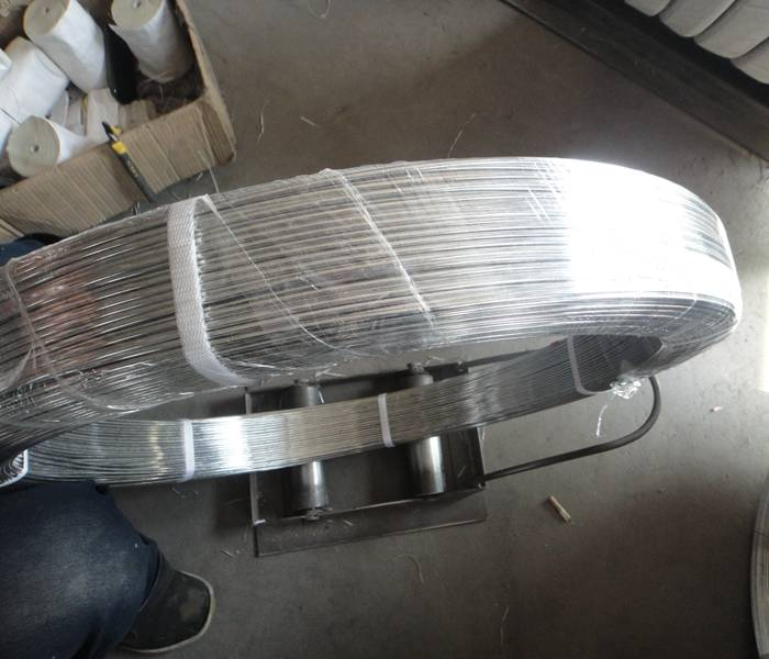 High carbon oval steel wire/oval galvanized wire price/fence wire